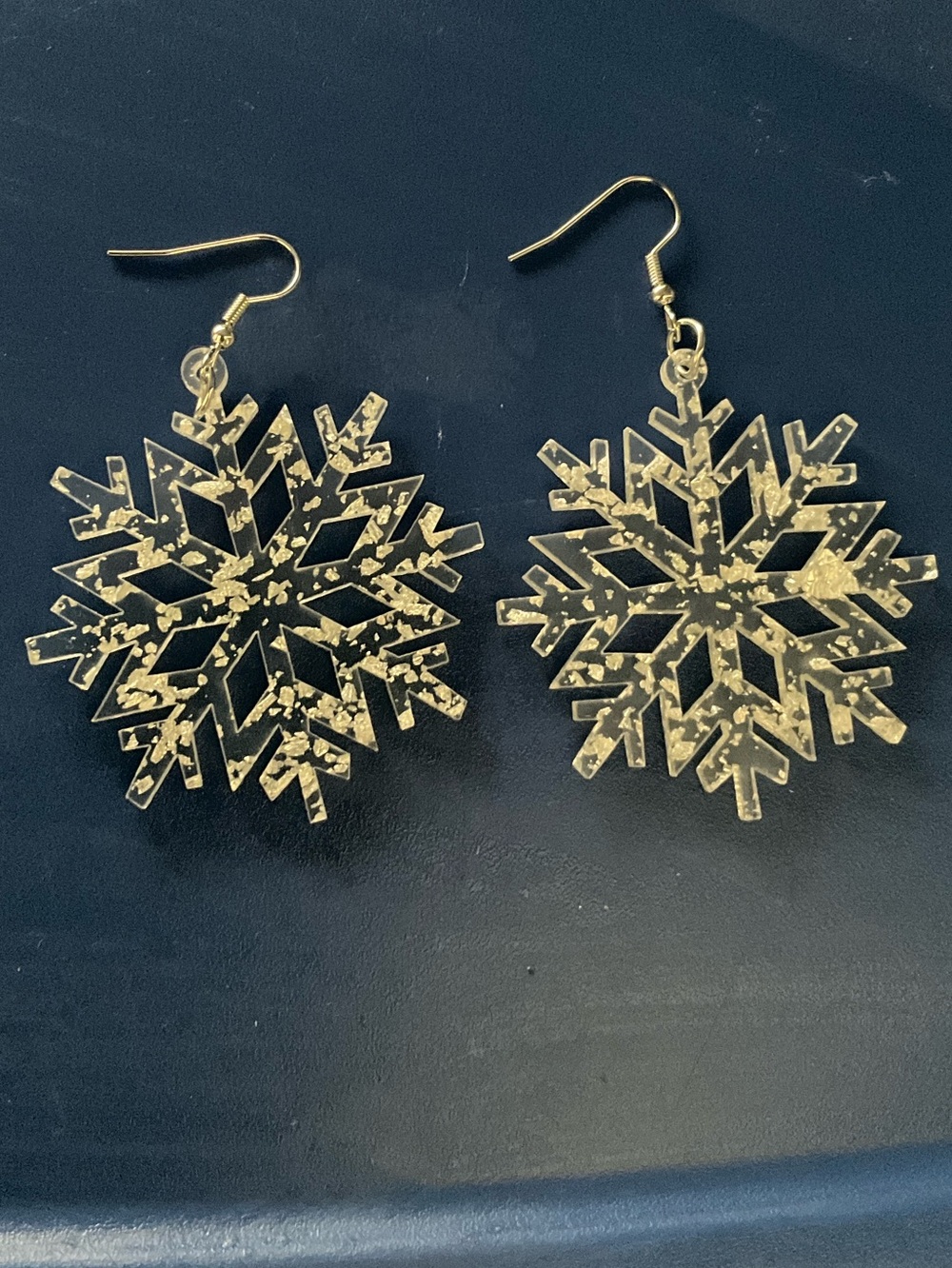 🌺$3.00 must bundle 🌺Clear Snowflake Dangle Earrings